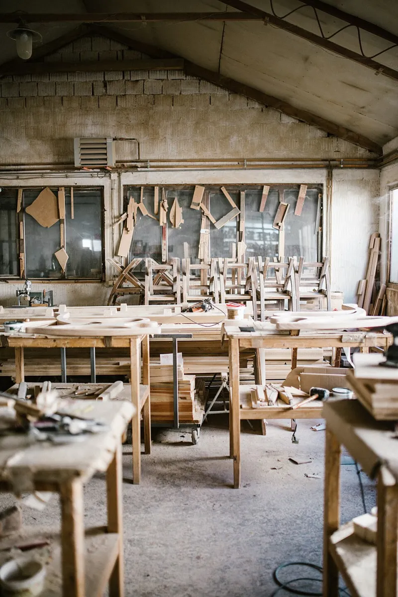 We Read a Real Maker Sponsorship Contract So You Don't Have To (But You Should)